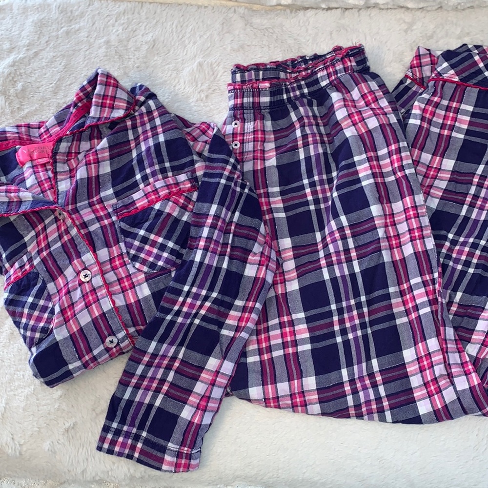 Small SHORT Victoria’s Secret plaid purple pink pajama set